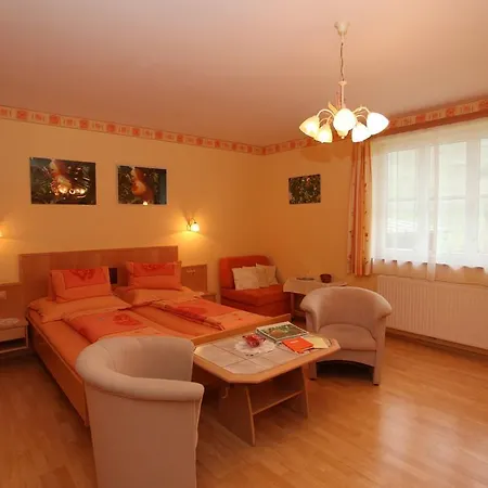 Gastehaus Weinbergblick 4*