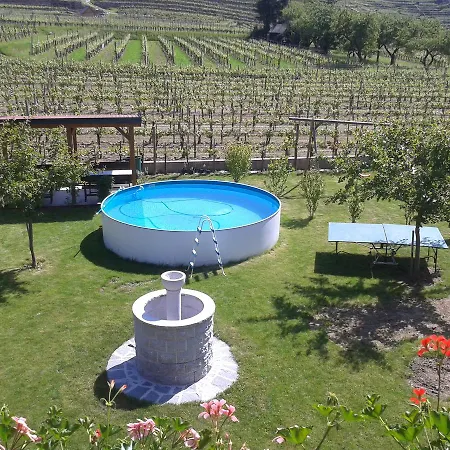 Gastehaus Weinbergblick Pensión 4*