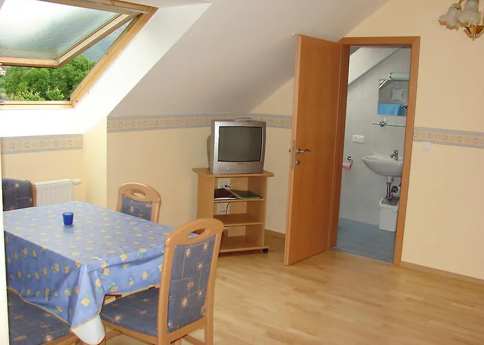 Gastehaus Weinbergblick